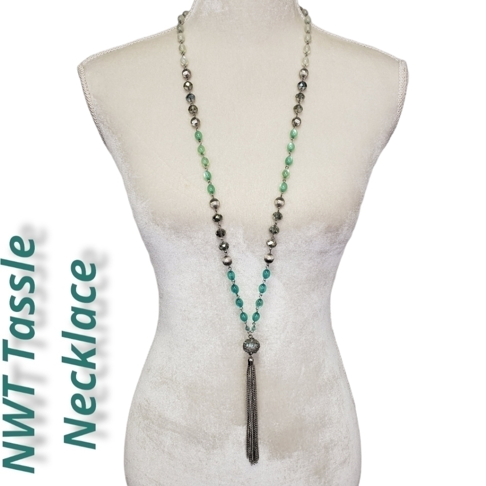 Tassle Bead Necklace NWT Safford Brand for Cracker Barrel Mint and Silver